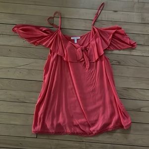 Maurice’s tank top